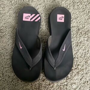 Nike Flip Flops
